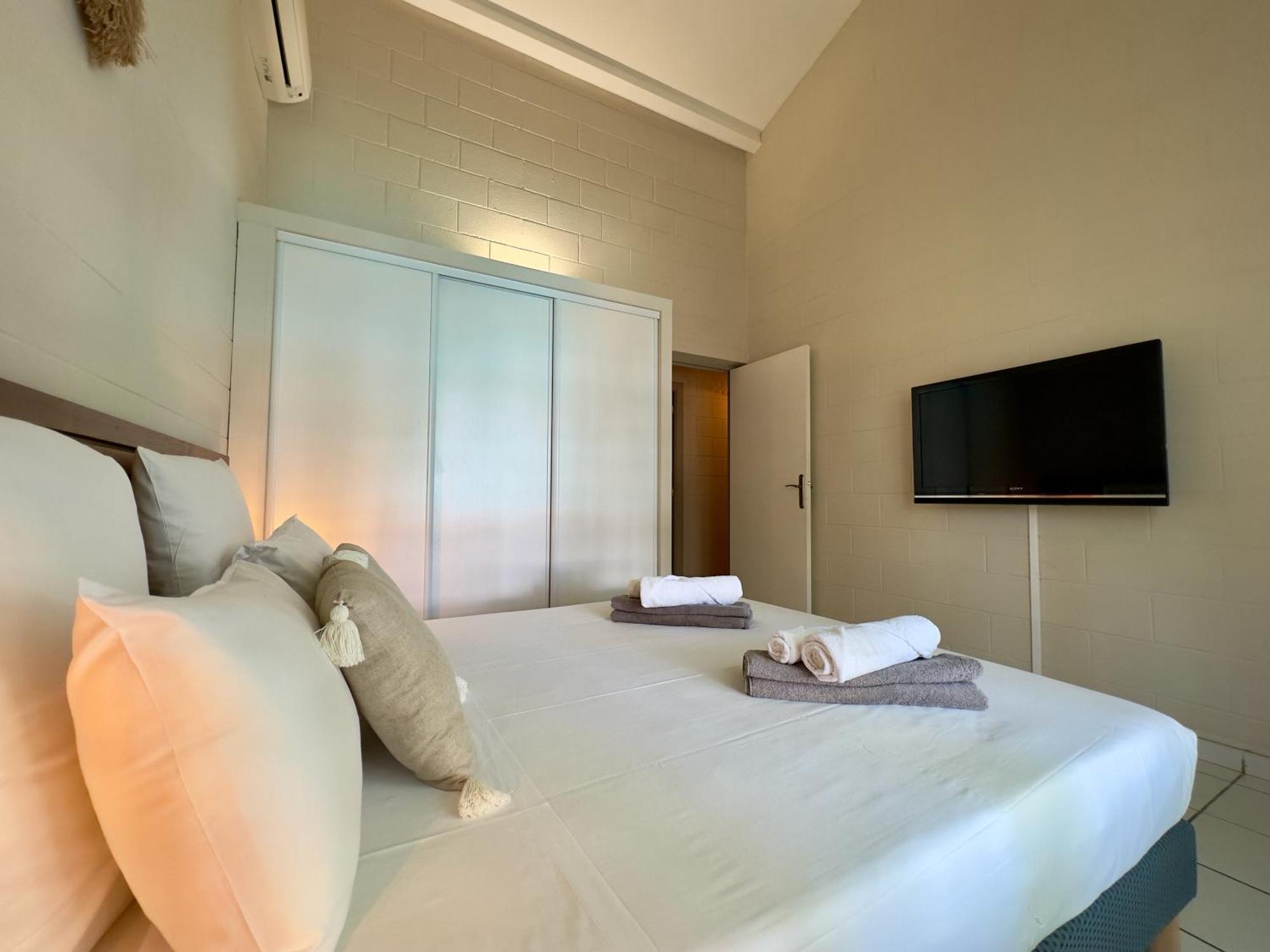 Maldives - Villa Avec Piscine En Plein Coeur De L Hermitage Сен-Жиль-ле-Бэн Экстерьер фото